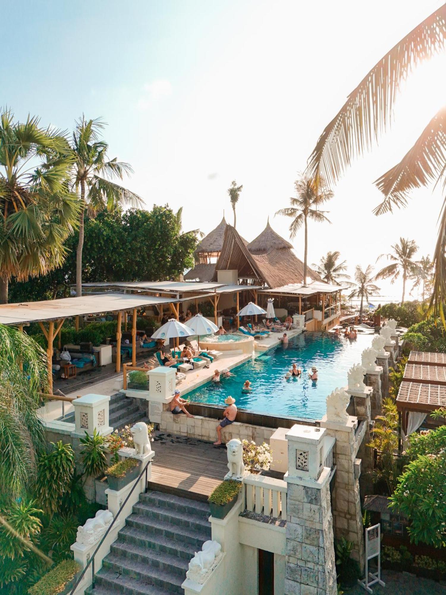 Legian Bali Mandira Beach Resort & Spa מראה חיצוני תמונה The Beach Club at The Standard, Bali
